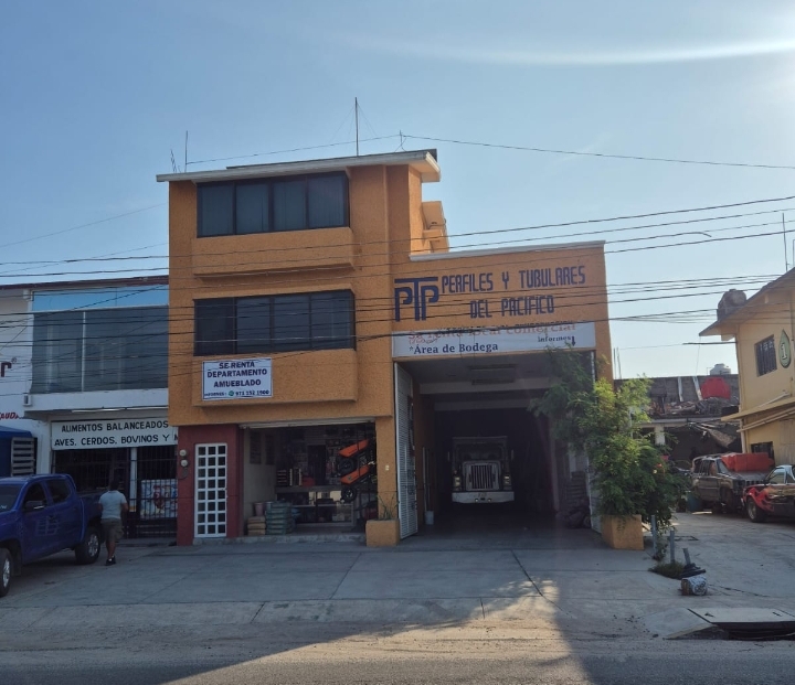 Imagen de casa Bodega super carretera Transismica